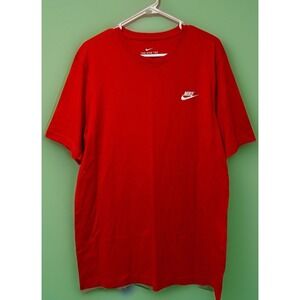 New NIKE Standard Fit Swoosh Red T shirt Large L 100% cotton Christmas Logo NWT